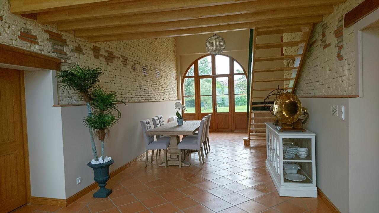 Le Clos Du Cedre Launac Buitenkant foto