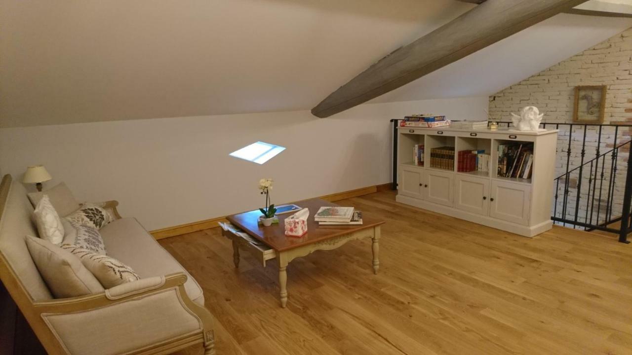 Le Clos Du Cedre Launac Buitenkant foto